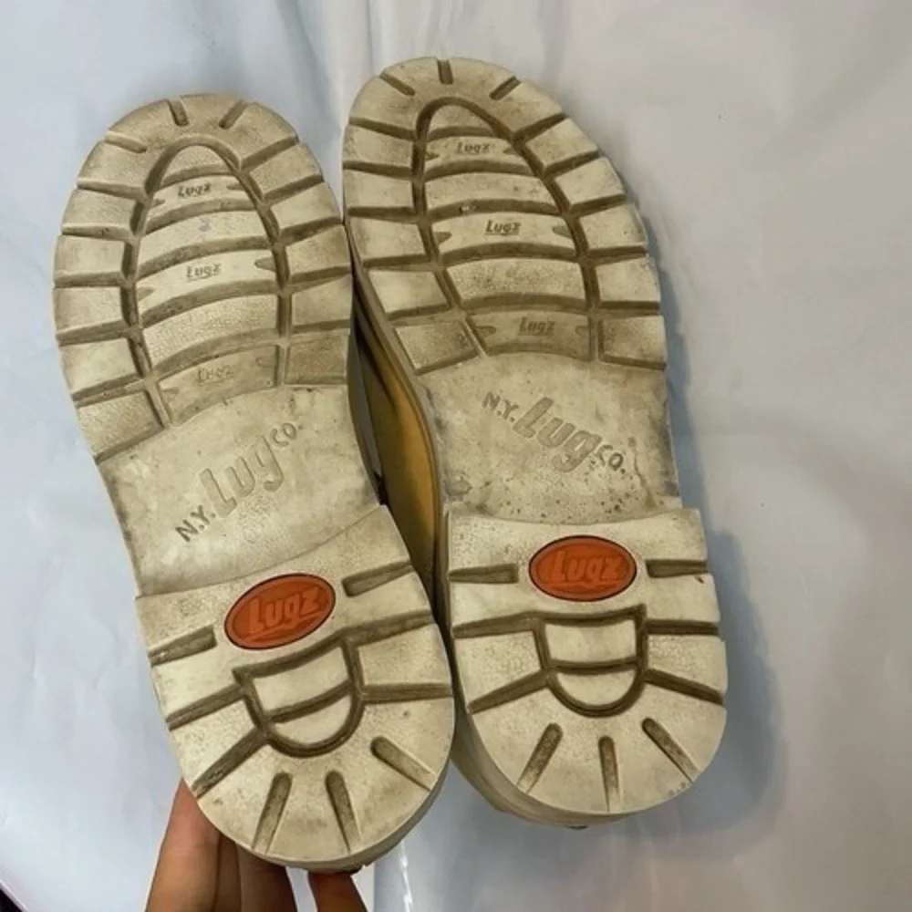 Lugz tan lace